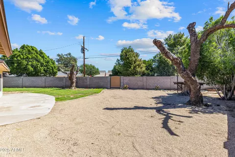 Exterior - 6531 N 16th Dr, Phoenix, AZ 85015 photo 5 of 7