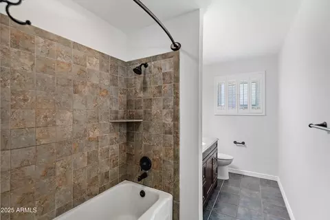 Bath - 6531 N 16th Dr, Phoenix, AZ 85015 photo 1 of 4