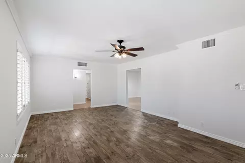 Living - 6531 N 16th Dr, Phoenix, AZ 85015 photo 2 of 5