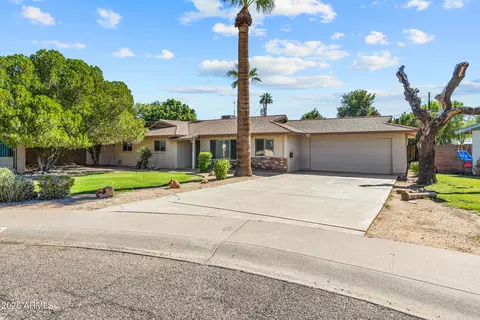 Exterior - 6531 N 16th Dr, Phoenix, AZ 85015 photo 2 of 7