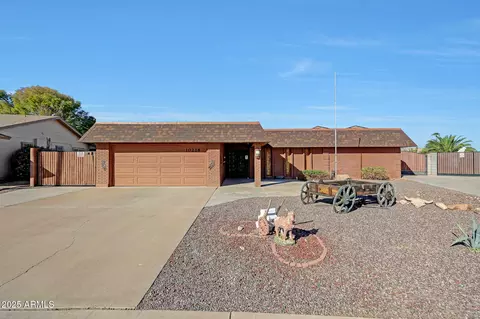 10228 W Twin Oaks Dr, Sun City, AZ 85351