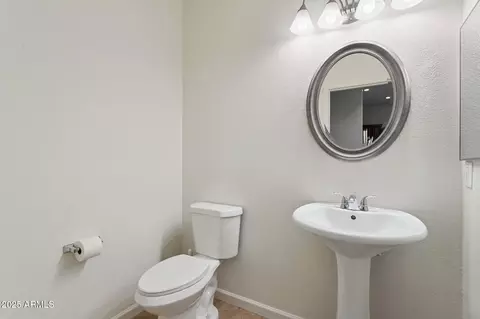 Bath - 1702 E Bell Rd #190, Phoenix, AZ 85022 photo 4 of 4