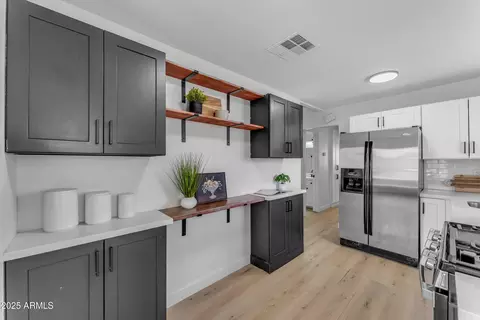 Kitchen - 1518 E Pierce St, Phoenix, AZ 85006 photo 2 of 4