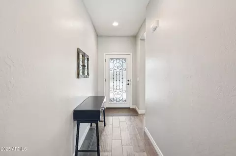Entry Way - 7665 S Stuart Ave, Gilbert, AZ 85298 photo 2 of 3