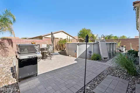 Exterior - 7665 S Stuart Ave, Gilbert, AZ 85298 photo 7 of 7