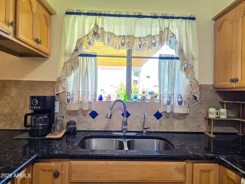 6013 W Avalon Dr, Phoenix, AZ 85033 photo 28