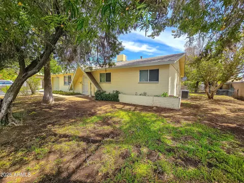 6013 W Avalon Dr, Phoenix, AZ 85033 photo 6