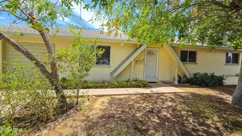 6013 W Avalon Dr, Phoenix, AZ 85033 photo 3