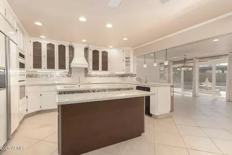 Kitchen - 2145 Ellis Dr, Tempe, AZ 85282 photo 3 of 4