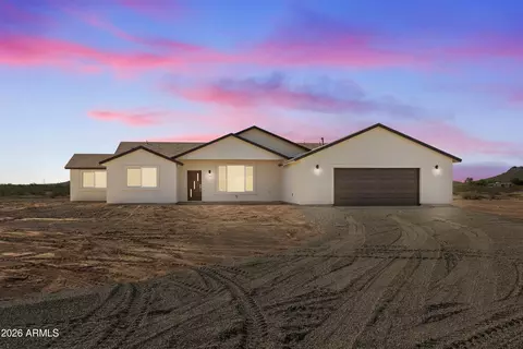 1592 N 431st Ave, Tonopah, AZ 85354