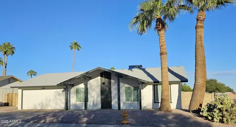 11023 S Tewa St, Phoenix, AZ 85044