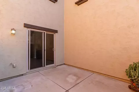 Exterior - 3964 E Cat Balue Dr, Phoenix, AZ 85050 photo 3 of 3