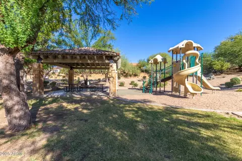 View/Area - 7302 E Minton Cir, Mesa, AZ 85207 photo 3 of 12