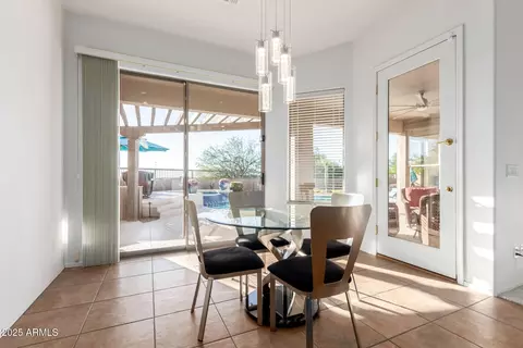 Dining - 7302 E Minton Cir, Mesa, AZ 85207 photo 1 of 1