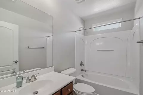 Bath - 5904 S 35th Pl, Phoenix, AZ 85040 photo 1 of 2