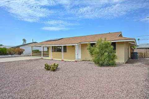 10816 N Madison Dr, Sun City, AZ 85351