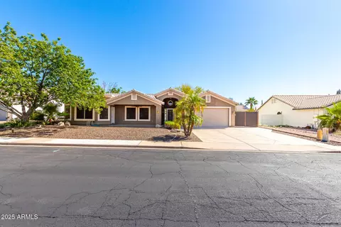 6135 E Presidio St, Mesa, AZ 85215