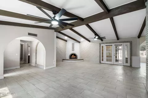 Living - 13640 E Williams Field Rd, Gilbert, AZ 85295 photo 2 of 5