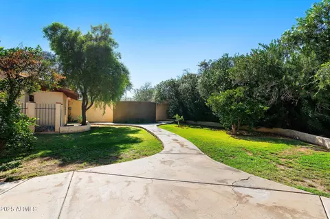 Exterior - 13640 E Williams Field Rd, Gilbert, AZ 85295 photo 6 of 6