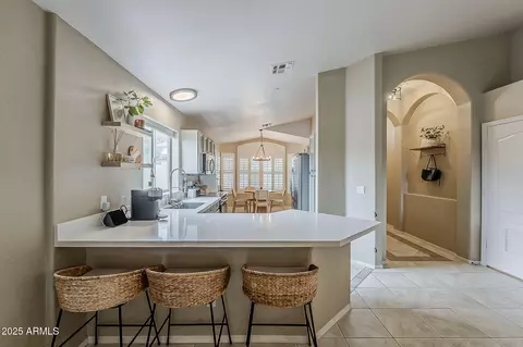 2101 E Rosemonte Dr, Phoenix, AZ 85024
