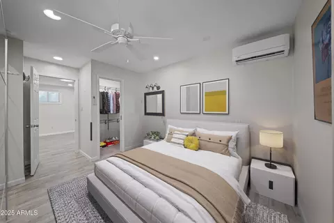 Bedroom - 4301 E Montecito Ave, Phoenix, AZ 85018 photo 4 of 4