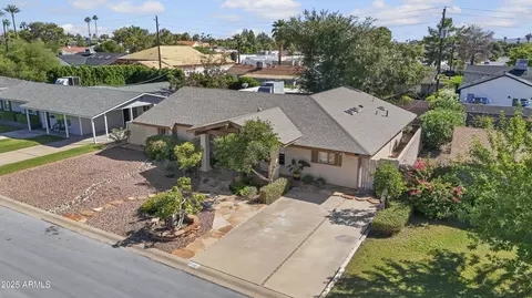 View/Area - 4301 E Montecito Ave, Phoenix, AZ 85018 photo 4 of 4