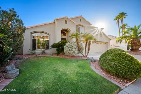 1019 E Mountain Sage Dr, Phoenix, AZ 85048