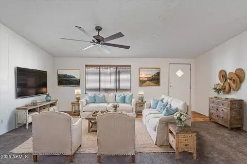 2121 N Center St #47, Mesa, AZ 85201