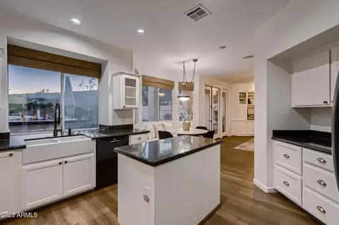 761 E Mountain Sky Ave, Phoenix, AZ 85048 photo 9