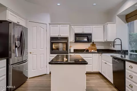 761 E Mountain Sky Ave, Phoenix, AZ 85048 photo 11