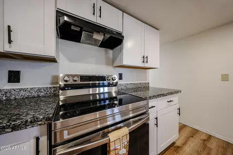 515 E Charleston Ave, Phoenix, AZ 85022 photo 10