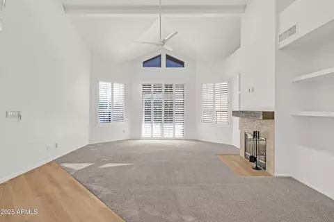 4043 E Paradise Dr, Phoenix, AZ 85028 photo 7
