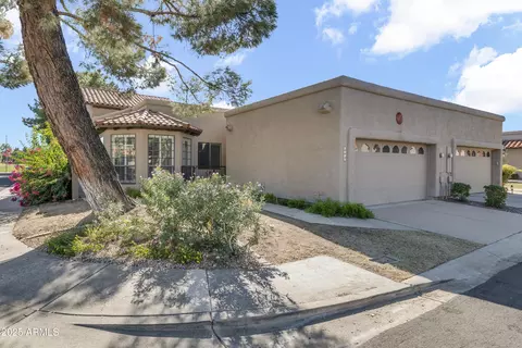 4043 E Paradise Dr, Phoenix, AZ 85028 photo 38