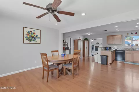Dining - 3320 W Windrose Dr, Phoenix, AZ 85029 photo 1 of 3