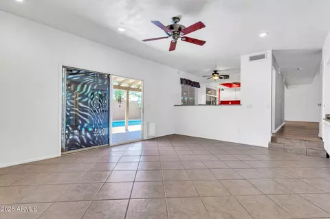 3017 E Gable Ave, Mesa, AZ 85204 photo 8