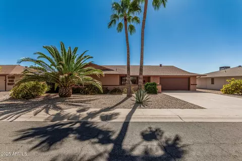 12407 W Keystone Dr, Sun City West, AZ 85375