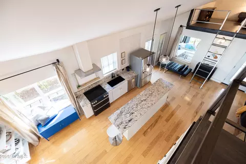 Kitchen - 829 N 8th Ave, Phoenix, AZ 85007 photo 6 of 6