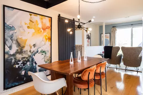 Dining - 829 N 8th Ave, Phoenix, AZ 85007 photo 2 of 4