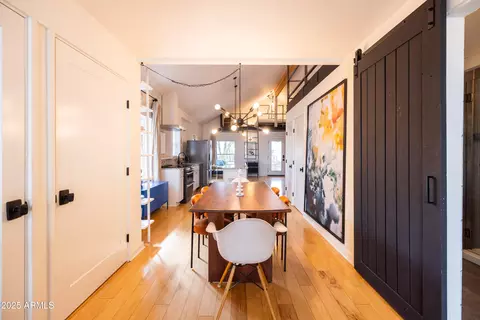 Dining - 829 N 8th Ave, Phoenix, AZ 85007 photo 3 of 4