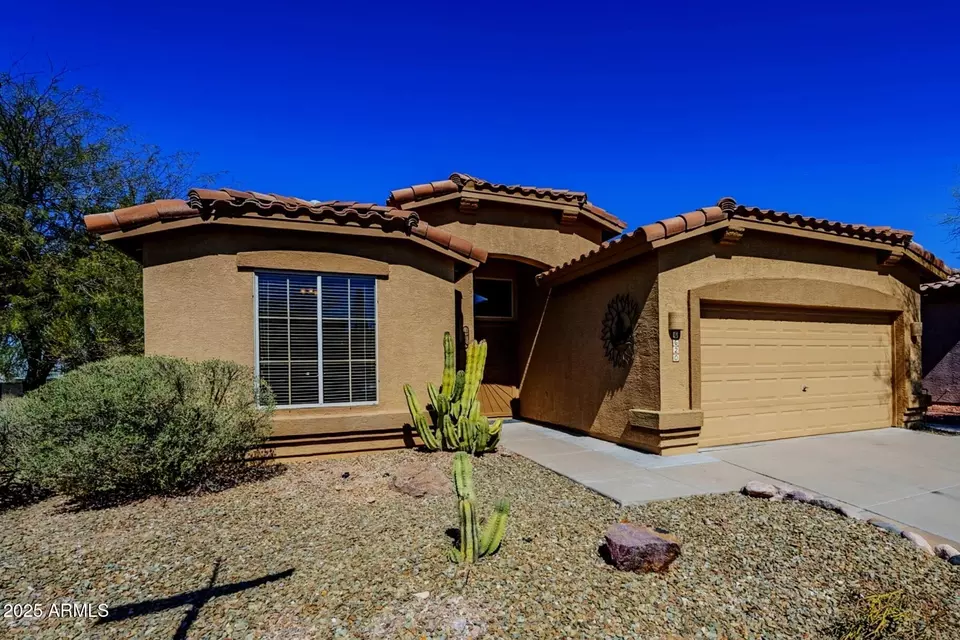 Exterior - 6620 S Front Nine Dr, Gold Canyon, AZ 85118 photo 2 of 11