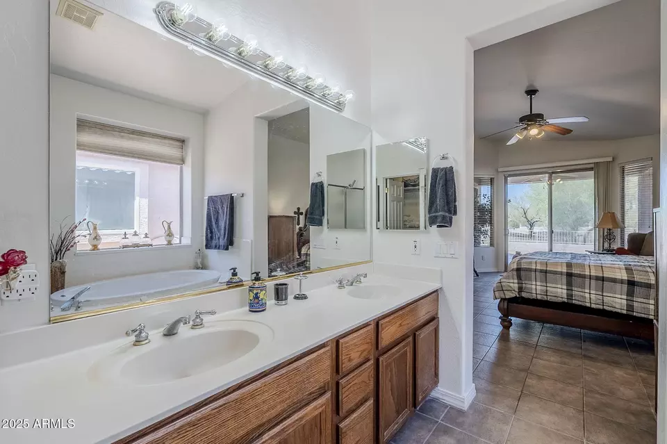 Bath - 6620 S Front Nine Dr, Gold Canyon, AZ 85118 photo 2 of 3