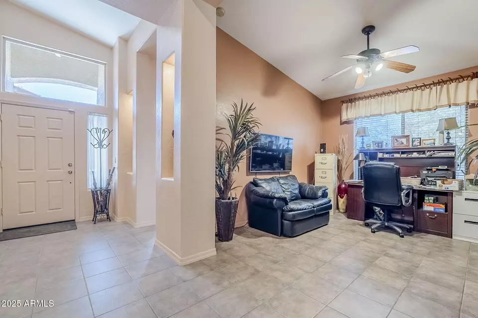 Entry Way - 6620 S Front Nine Dr, Gold Canyon, AZ 85118 photo 2 of 3