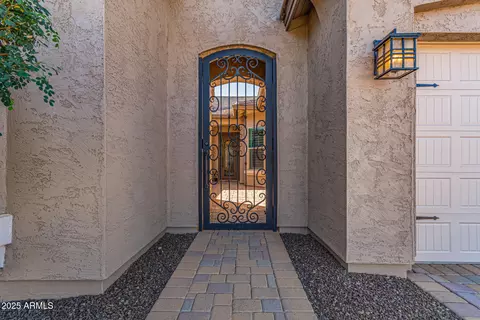 Entry Way - 1039 E Clifton Ave, Gilbert, AZ 85295 photo 1 of 2