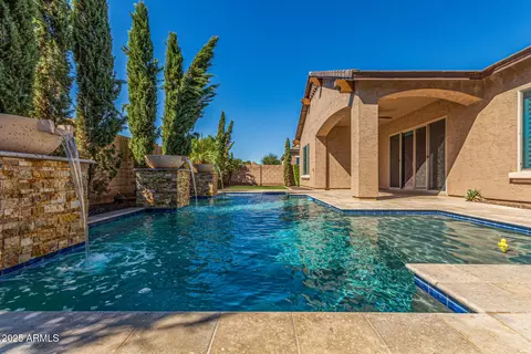 Exterior - 1039 E Clifton Ave, Gilbert, AZ 85295 photo 10 of 10