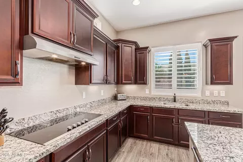 Kitchen - 1039 E Clifton Ave, Gilbert, AZ 85295 photo 5 of 5