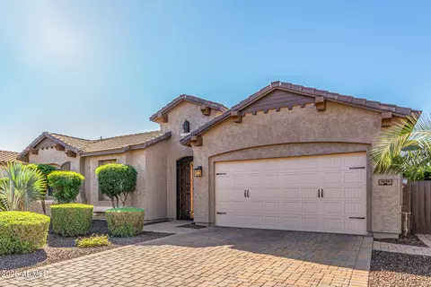 Exterior - 1039 E Clifton Ave, Gilbert, AZ 85295 photo 5 of 10