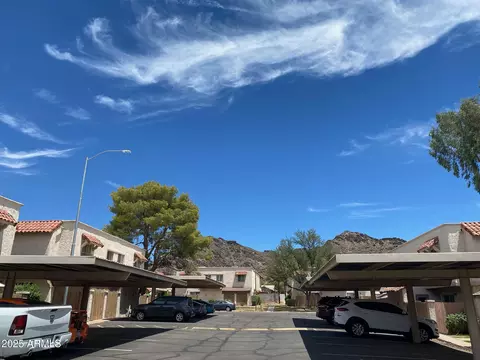 1228 E Lawrence Ln, Phoenix, AZ 85020