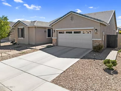 Exterior - 2829 E Virginia St, Mesa, AZ 85213 photo 10 of 14