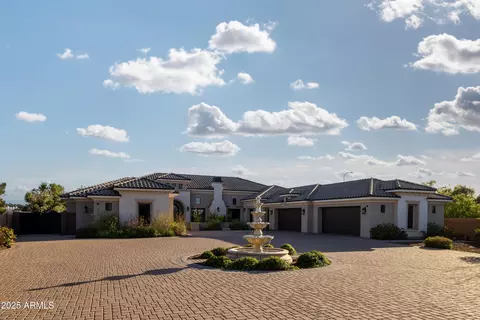 1011 E Kingbird Pl, Chandler, AZ 85286