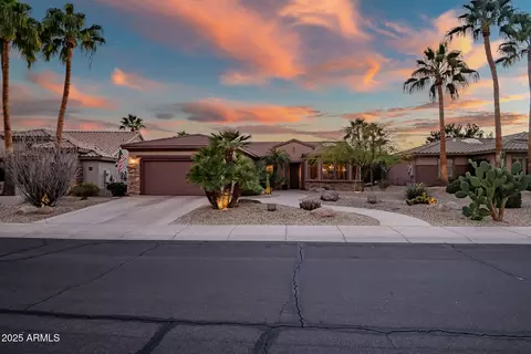 15131 W Daybreak Dr, Surprise, AZ 85374